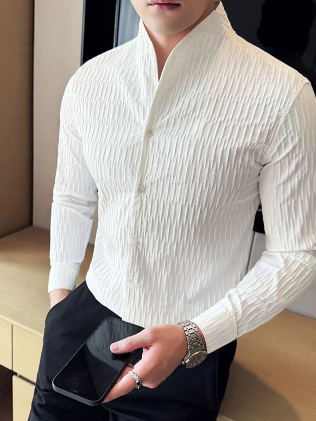 中華スタイルの高級感ある長袖シャツ【フィット・秋用・男性用】 春服 メンズ 通勤用 おすすめアイテム