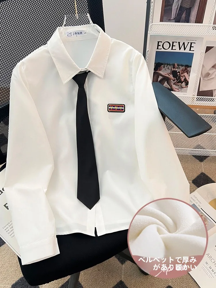 秋冬用 厚手白シャツ：学院風長袖通学服の保暖性と着用シーン