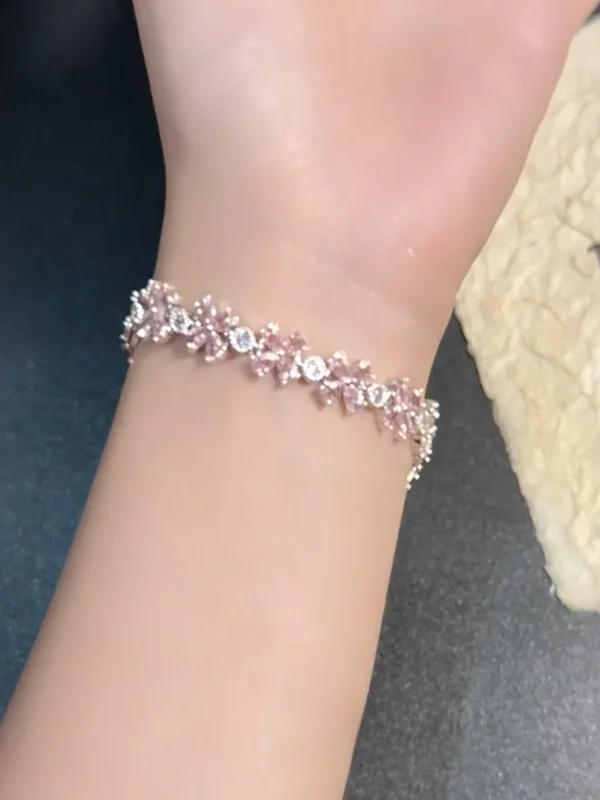 S925製 シルバーの輝くピンクジルコニア 蝶モチーフ ブレスレット【上品で夏にぴったり】