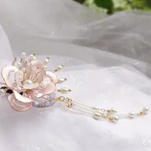 手作り花飾りのヘアクリップ【ピンク・漢服・ウェディング用】