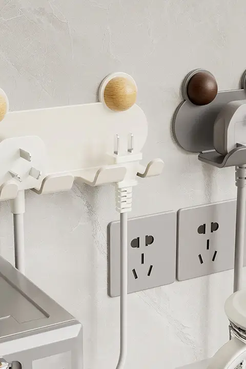穴あけ不要の電源タップ固定フック【キッチン用・粘着式・充電器収納】