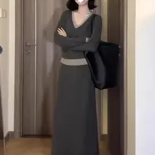 100%ウールニットVネックプルオーバー【秋冬用・配色デザイン・ハーフスカート】（セットアップ対応）