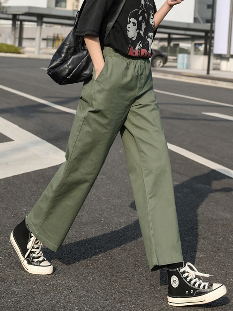 きれいめコーデの基本アイテムとしてのカーキ色ワークパンツ | ストレート9分丈・サイズ選びのポイント