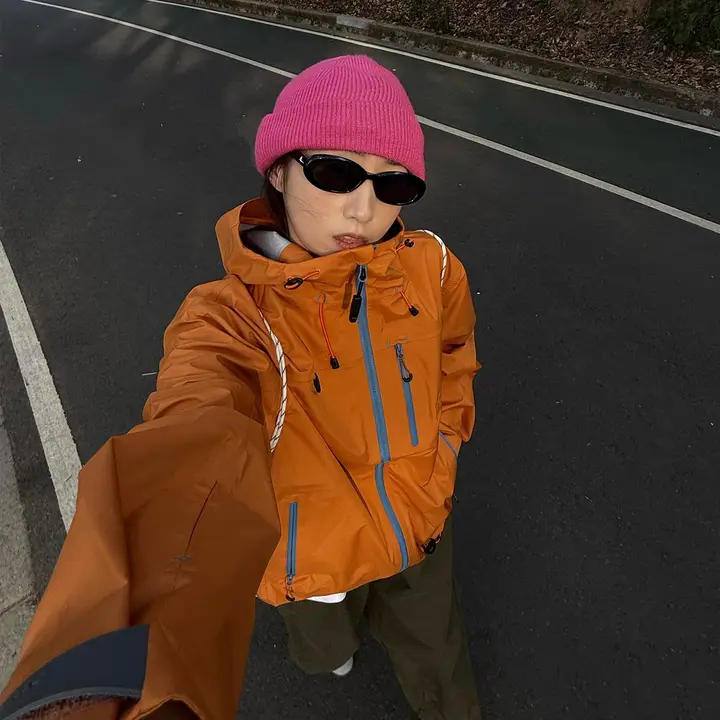 防風防水ソフトシェル登山ジャケット【アウトドア・秋冬用・ハイキング仕様】