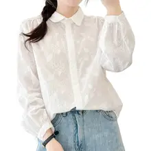 花柄刺繍入り長袖ブラウス【コットン・ラウンドネック・ルーズフィット】