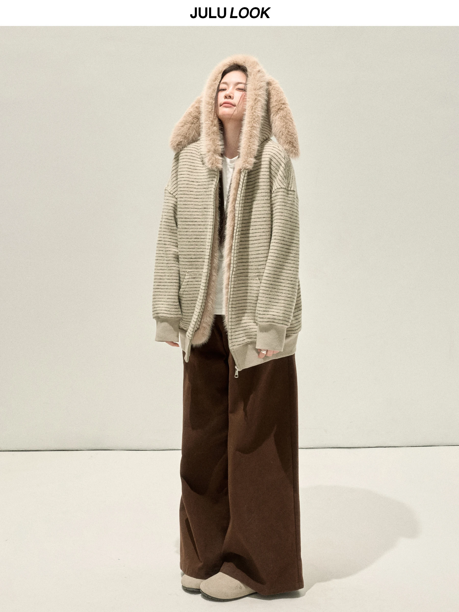 洗えるフュージョンダウンモンスターパーカー：JULULOOKのストライプデザインパーカーが極端冷気に対応するか