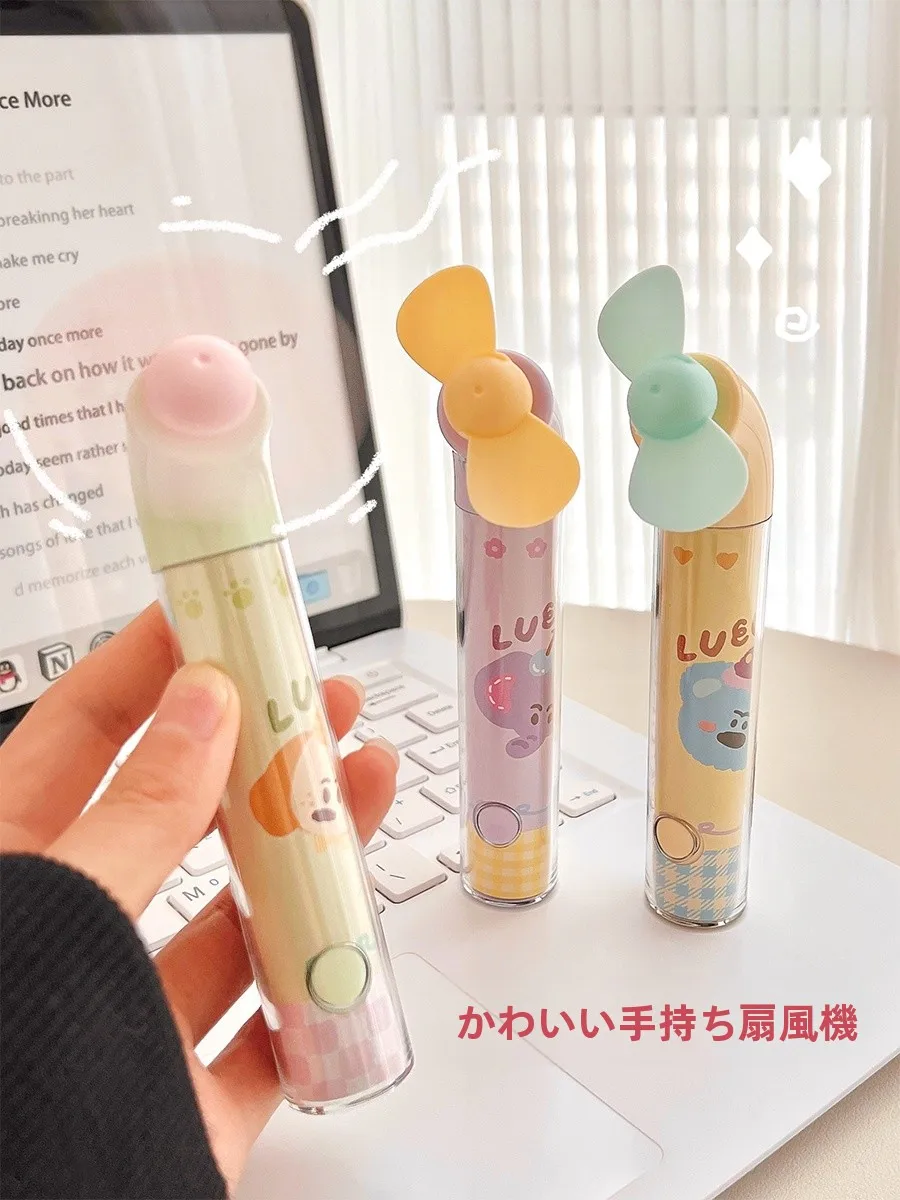 かわいいキャラクター ハンドヘルドファン：子供用・安全シリコン羽根で手を傷めないデスク周り便利グッズ