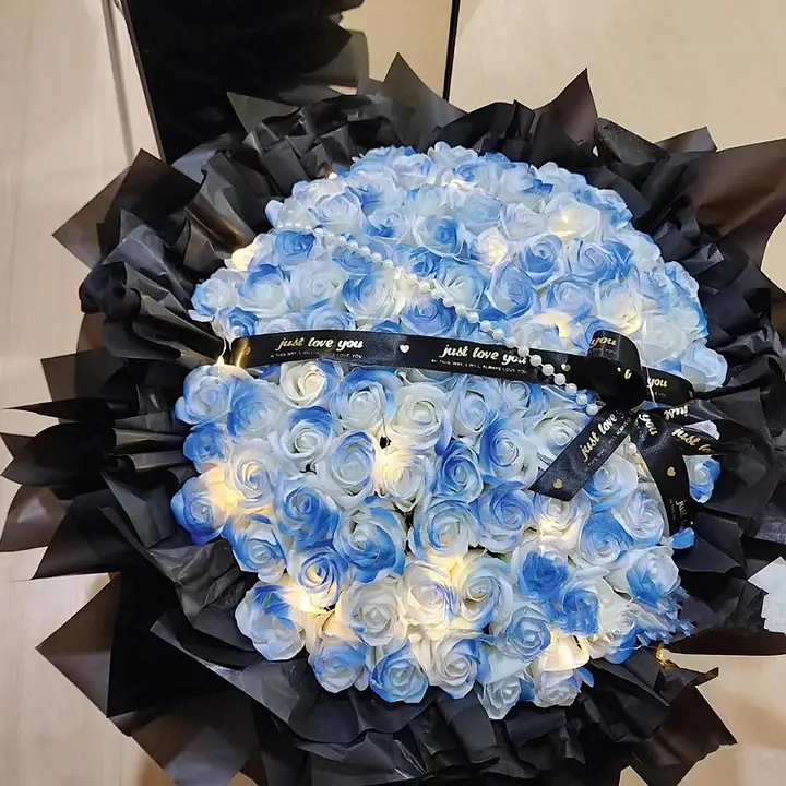 造花のソープフラワーブーケ【アイスブルー薔薇・誕生日・実用的ギフト】