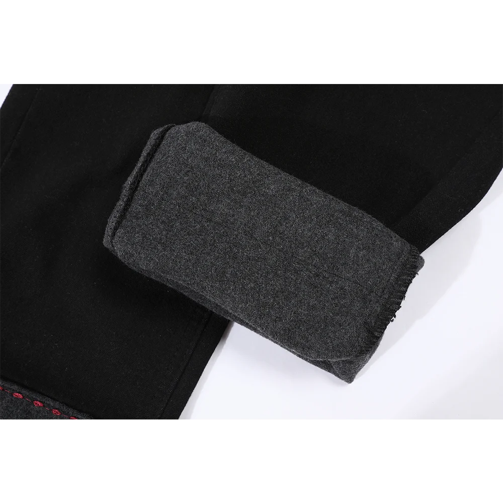 黒デニムワイドパンツ：厚手カジュアルスタイルの冬用選択肢