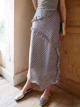 紫色のストレッチウエストフリル付きチェック柄不規則ロングスカート【女性用・流れるようなシルエット】（セットアップ対応）