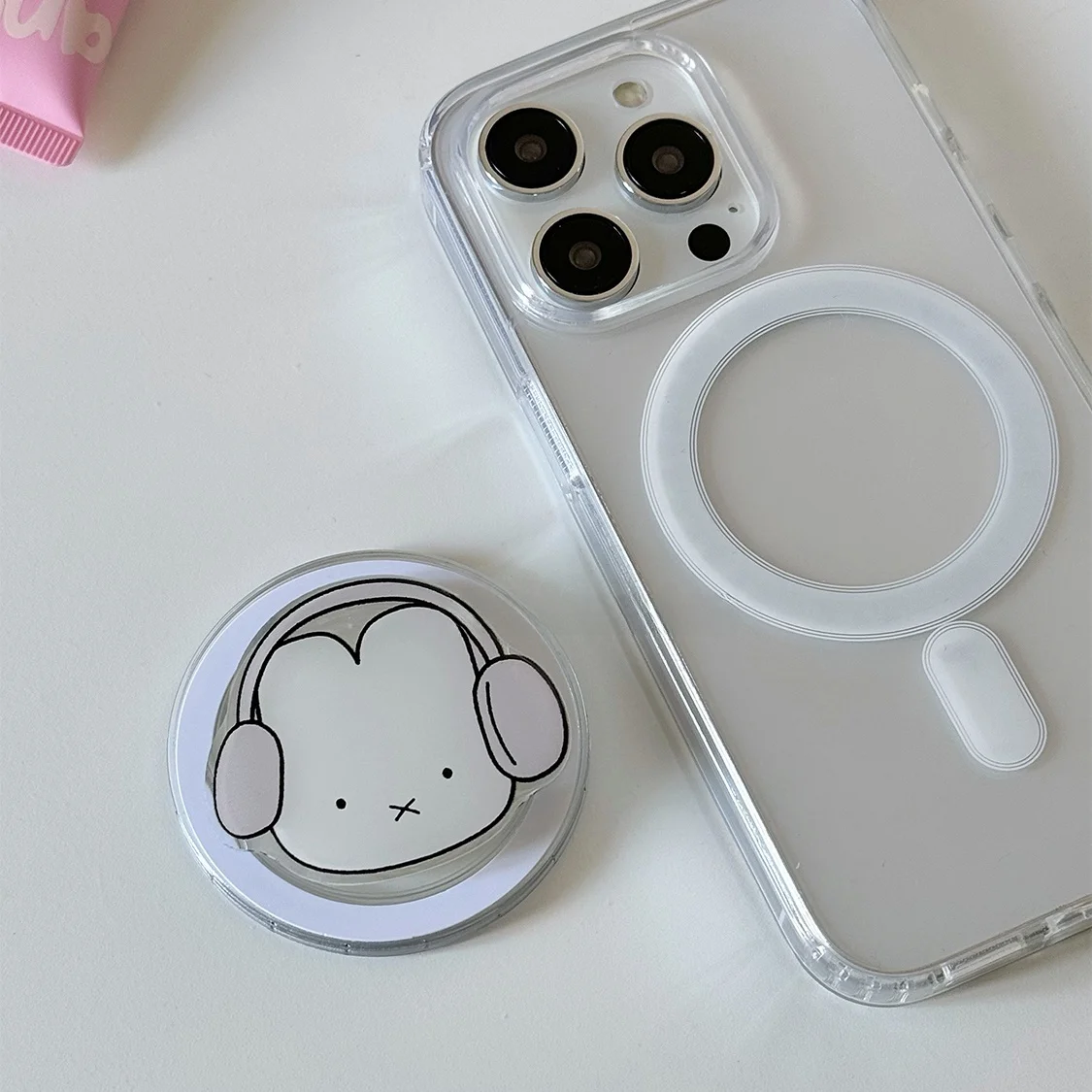 cdスタンドは買わなくてもいいですか？うさぎデザインの磁気スタンドが、あなたのデスクに彩りをもたらす理由