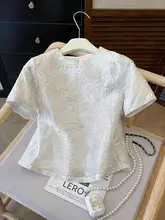 夏用レースブラウス【短袖・不規則デザイン・刺繍入り・軽やか】