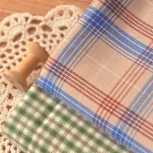カフェラテカラーのチェック柄ポリエステル生地【JK制服・ロリータ衣装用・リボン素材】