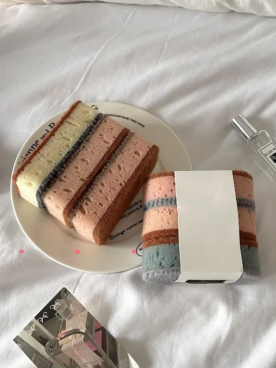 カラフルストライプのスポンジクリーナー【厚手・両面使用・柔らかい・吸水性】