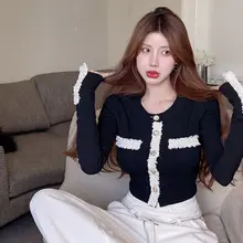 デザイン性の高い春秋用長袖Tシャツ【カラーコンビネーション・トレンド感・ショート丈】