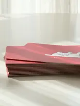 可愛らしい小犬のカード【創意デザイン・祝福用・誕生日やお祝いに最適】
