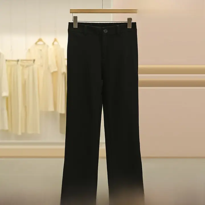 通勤向けのスリムフィットパンツ【ウエストゴム・カジュアル・秋用】（セットアップ対応）