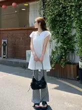 グレーのハイウエストカジュアルパンツ【フレアレッグ・ドット柄・お散歩用】（セットアップ対応）
