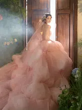 華やかな花神デザインのライトピンク結婚式用ドレス【成人式・前撮りに最適】