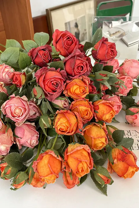 リアルなオイルペイント風のバラの造花【レトロスタイル・花束・インテリア装飾用】