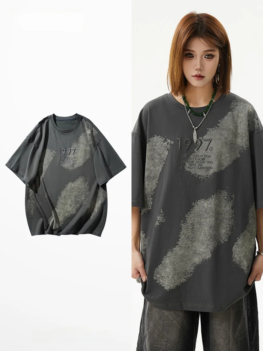 色あせしたTシャツを復活させるには？この1着が「色あせ」を完全に防ぐ秘密を教えてくれる