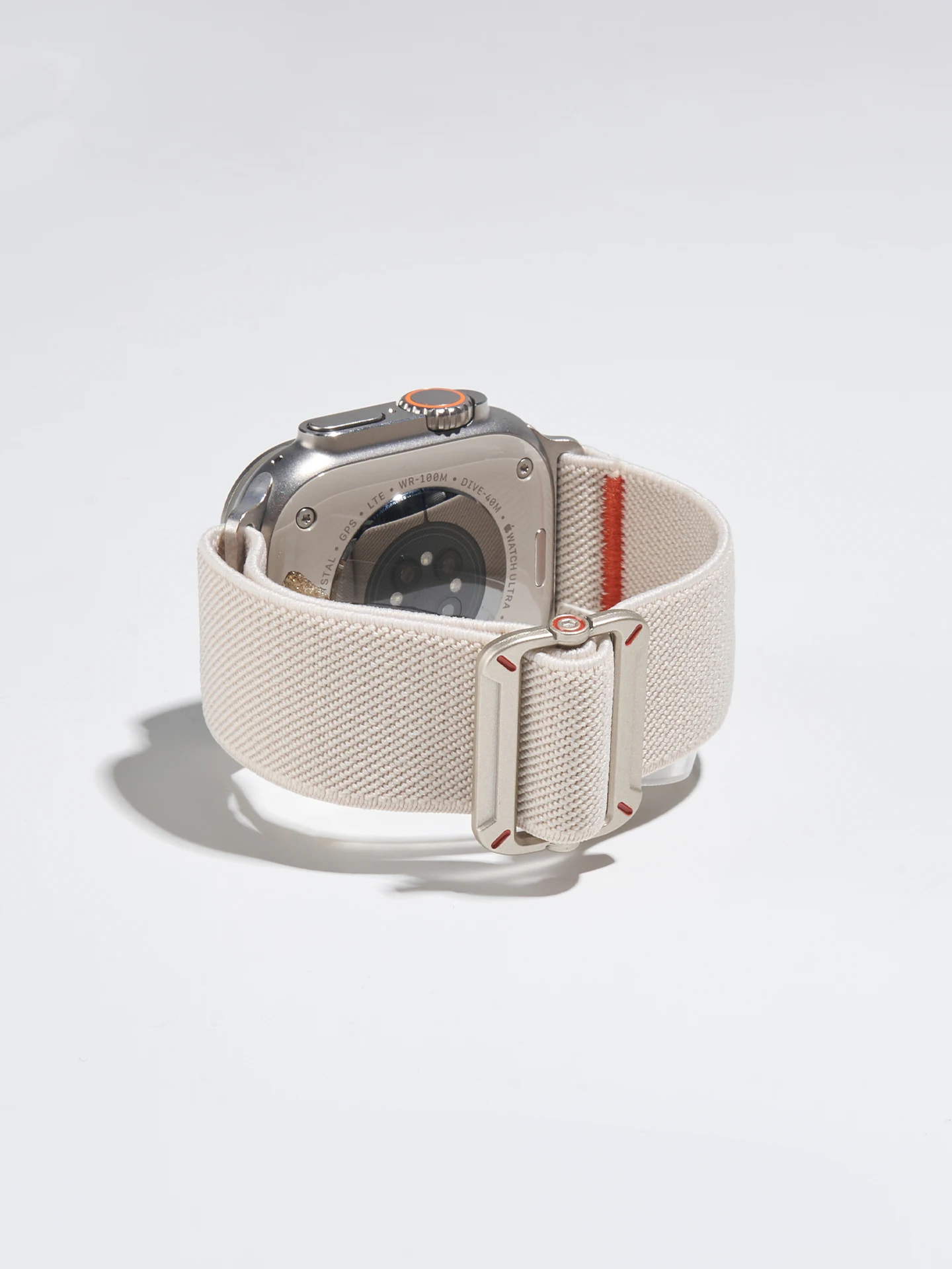 Apple Watch Line設定で失敗しない方法は？通気性のあるナイロンバンドが解決するリアルな使い方