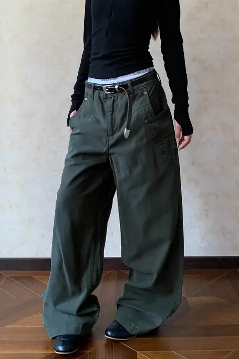 ヴィンテージ感あるウォッシュ加工ワイドカーゴパンツ【ユニセックス・通勤・カジュアル】（セットアップ対応）