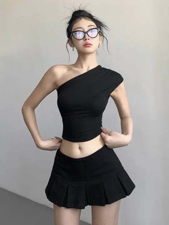 オフショルダースリーブレスTシャツ【不規則褶皱・ウエストシェイプ・秋春用】