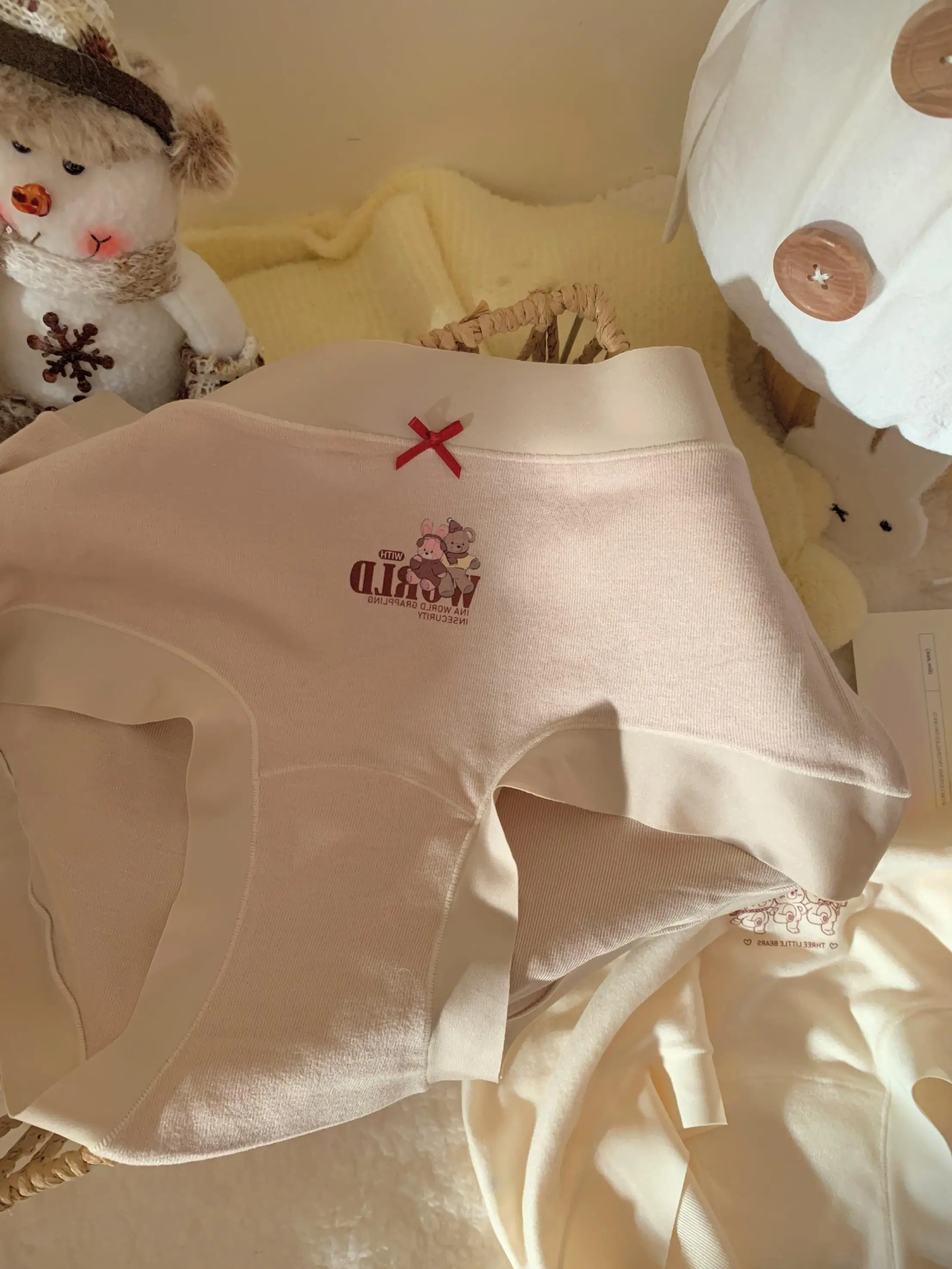 女性用内パンツ ミルクコーヒー色で透けにくい日常使いを実現