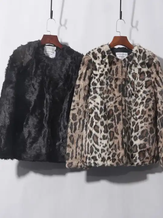 アニマルプリントの長袖カーディガン【極上の柔らかさ・秋冬用・カジュアルデザイン】