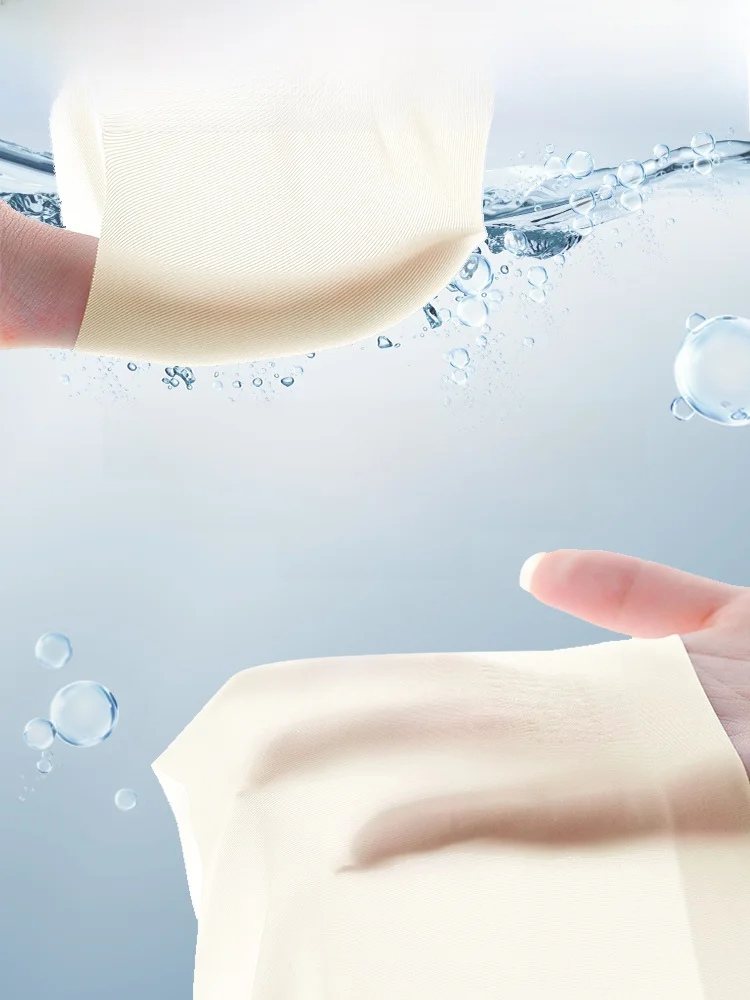 ノンワイヤーブラの通気性と快適性を実証するMiiOWの夏用モデル