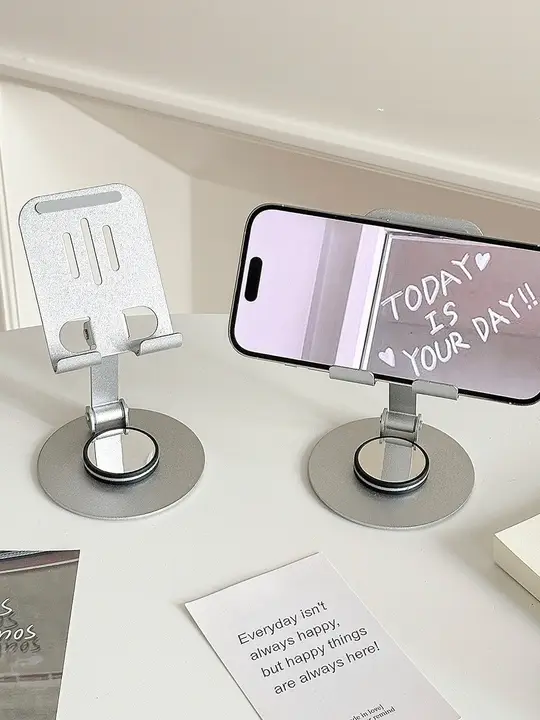 シンプルデザイン シルバーのスマートフォンスタンド【360度回転・デスク用・折りたたみ式】