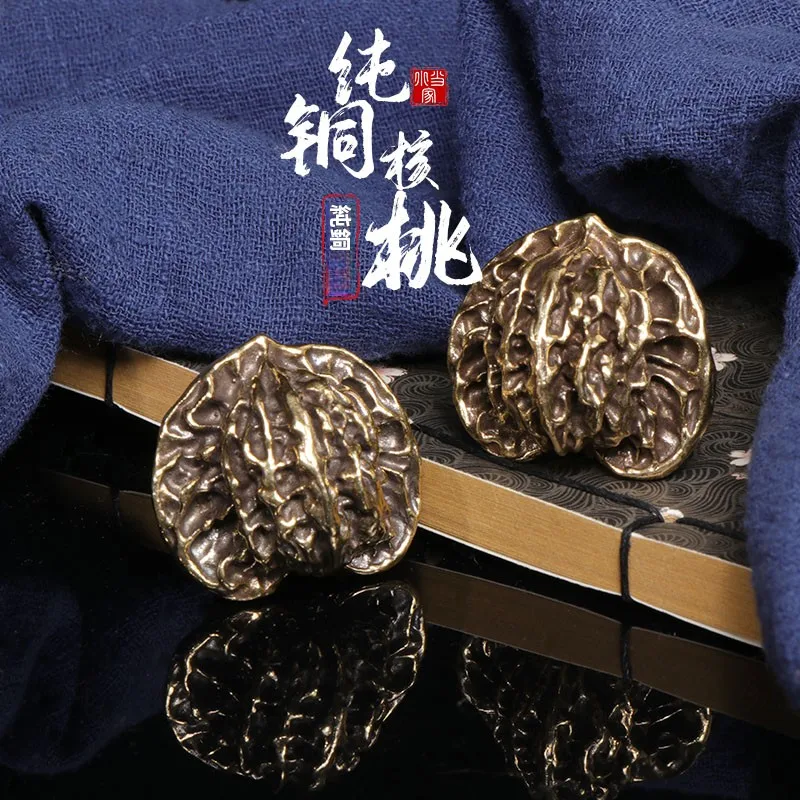 純黄銅製握り球：古玩級精密鋳造の実用性と長期耐久性