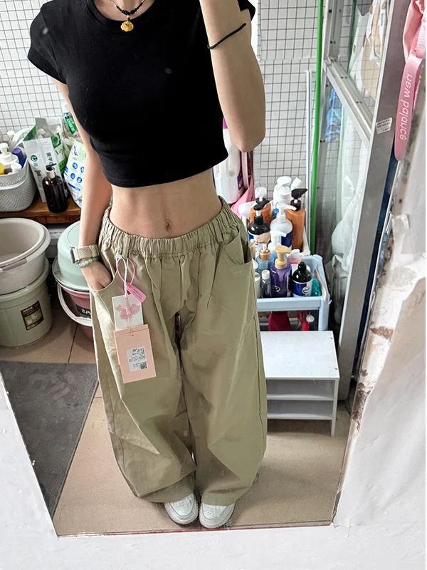 ハイウエストタックワイドパンツ：カーキロングパンツの実用性と着心地の詳細解析