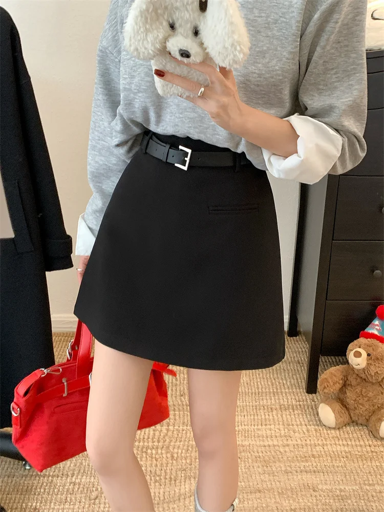 低身長でぽっちゃりの30代女性が「きれいめコーデ」に悩むとき、どう選ぶ？