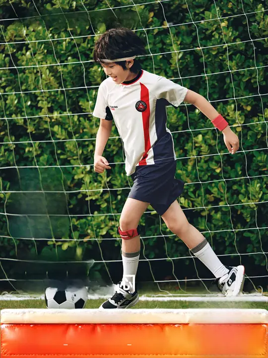サッカーウェア セットアップ 2点セット キッズ ボーイズ 半袖 Tシャツ ショートパンツ 速乾 夏 「Balabala」