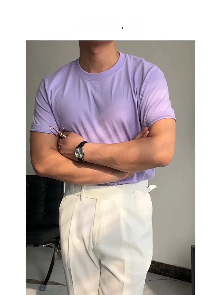 2026メンズコーデで夏の涼しさをどう選ぶ？220gコットンTシャツの選び方と実際の着こなし