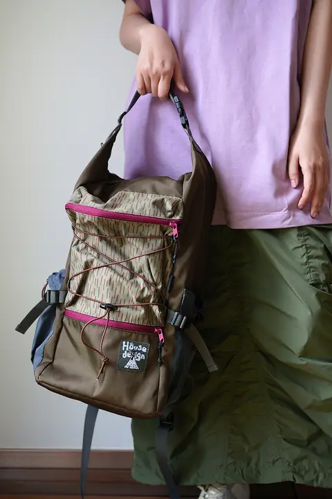 軽量デザインのキャンプ用バックパック【登山用・学生用・両肩掛け】

