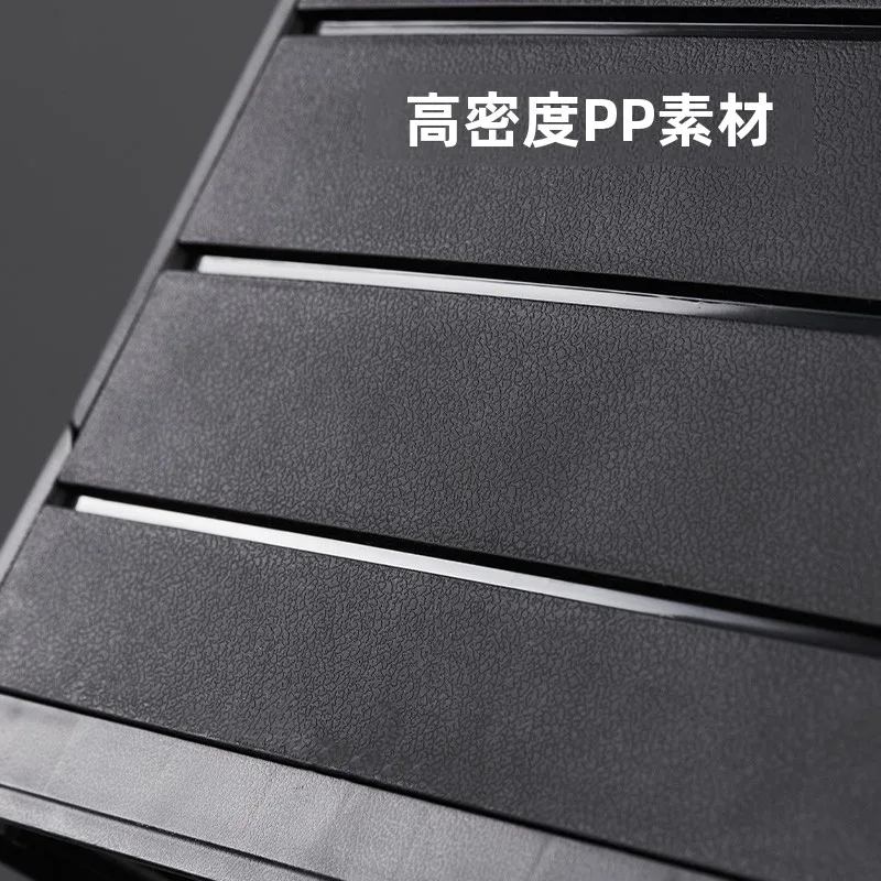 black dog アウトドア用折りたたみ収納ボックス：60Lの車載収納機能と実用性の検証