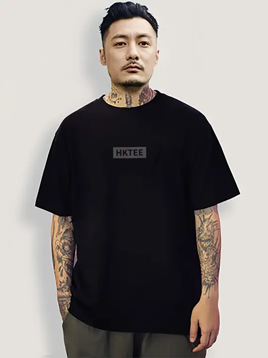 クールなロゴプリントの半袖Tシャツ【シンプル・ゆったりフィット・黒】