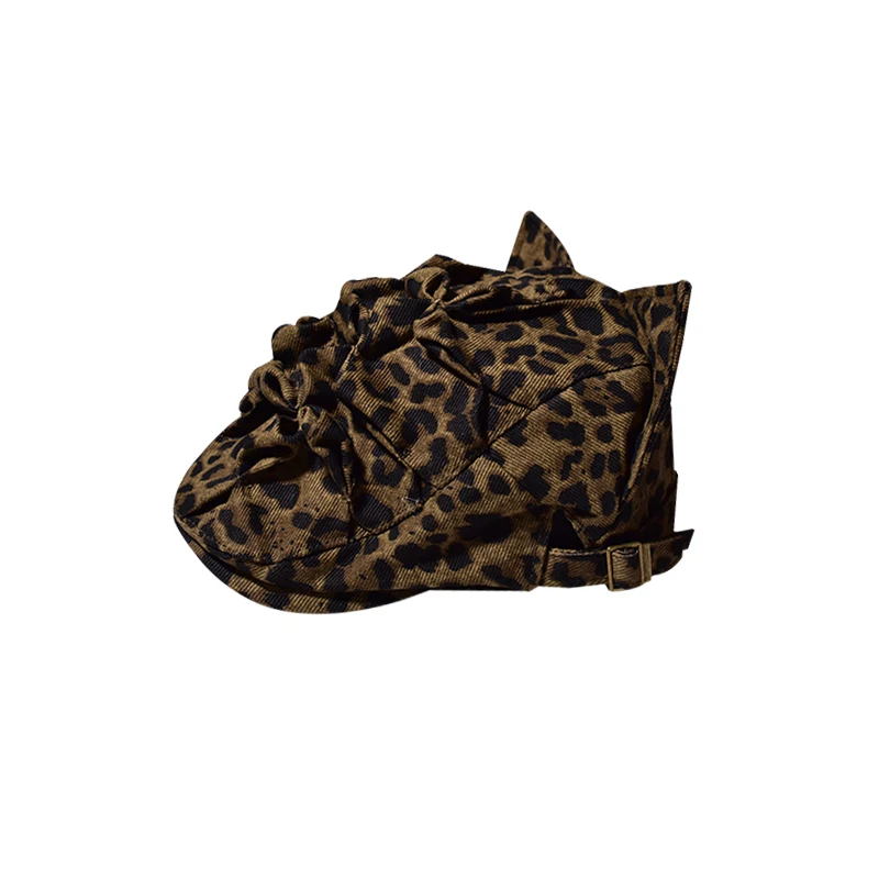 headgear classics と hide 帽子、どちらが今の季節に最適か？