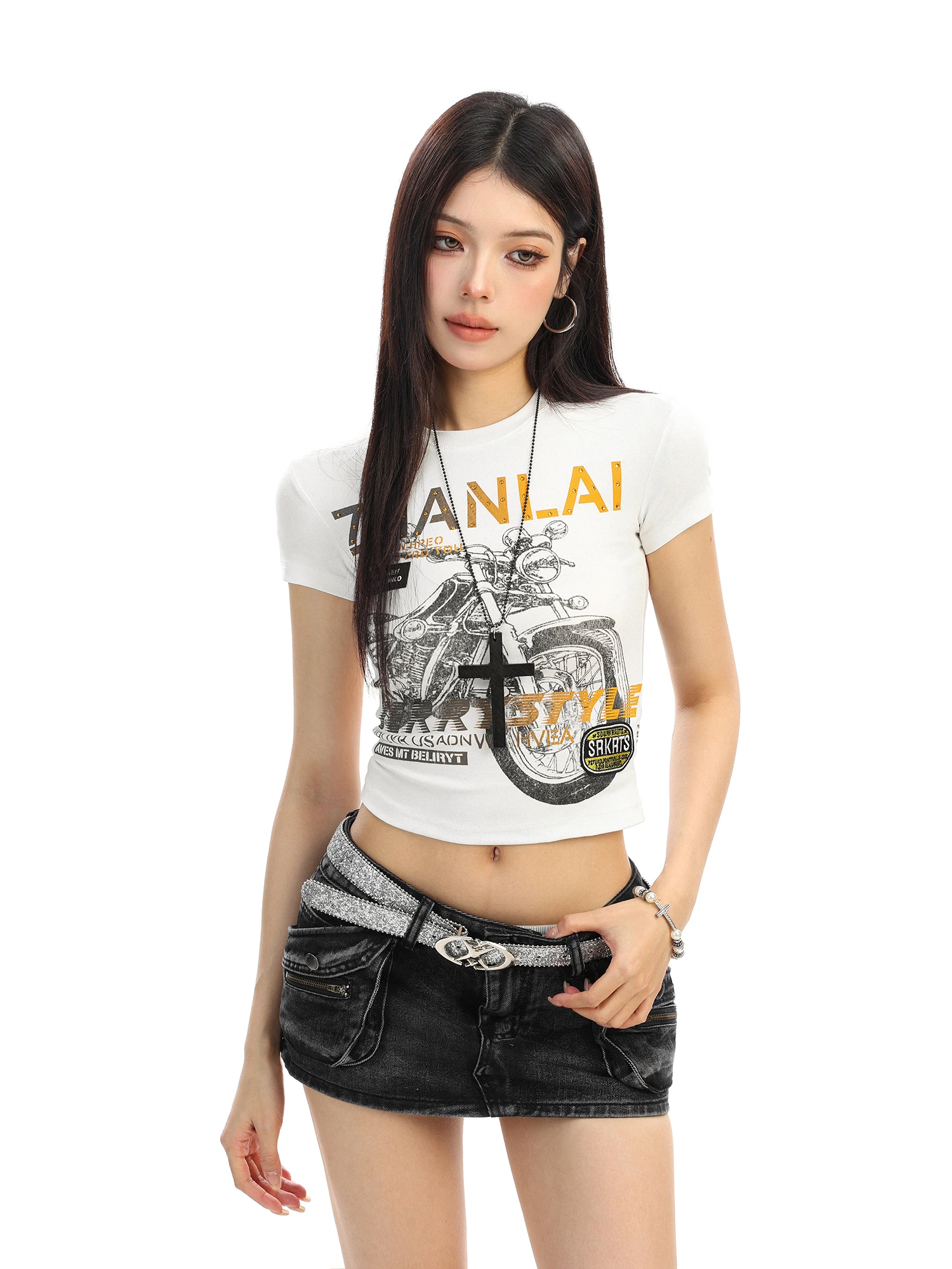 バイカーグラフィックTシャツで「日常の自由」を再発見する方法は？