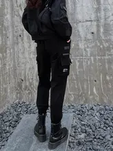 高腰デザインの多ポケットカーゴパンツ【ブラック・細魅せ・機能的・春秋用】