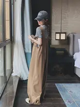 カーキ色の高級感あるサスペンダー付きオールインワンパンツ【春夏用・フィット・女性用】（セットアップ対応）