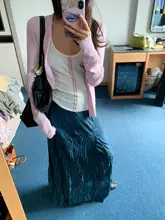 夏にぴったり！100人丝素材のタックミディスカート【フィット・カジュアルコーデ対応】