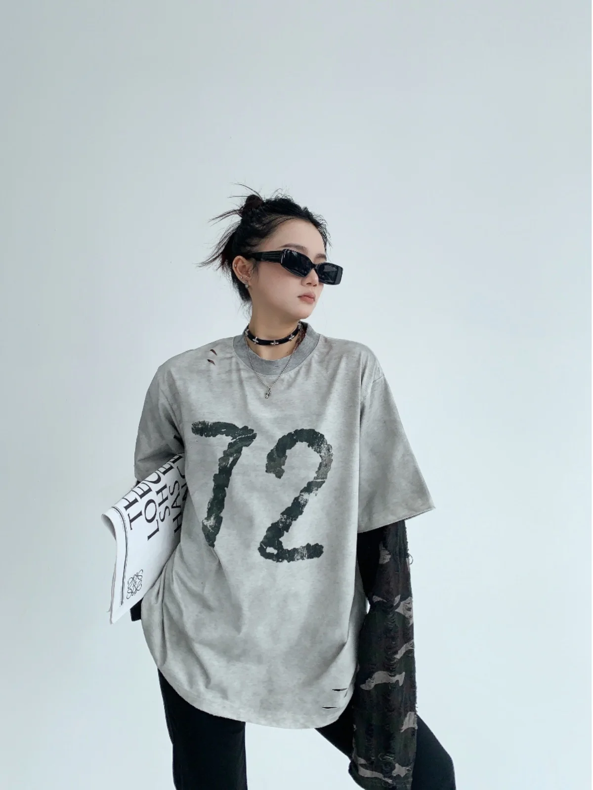 ジャケットとTシャツの組み合わせでダサくならない、そんな「ルーズフィットの美式風Tシャツ」は今、本当に必要なの？