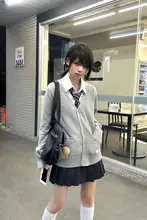 グレーのVネック長袖ニットカーディガン【JK制服スタイル・女子用・春秋用】
