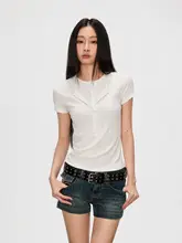 個性的なデザインの假二重亨利襟天絲半袖Tシャツ