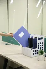 得力 A4ファイルボックス【厚手プラスチック・立て置き収納・ブルー＆ブラック・5個入り】