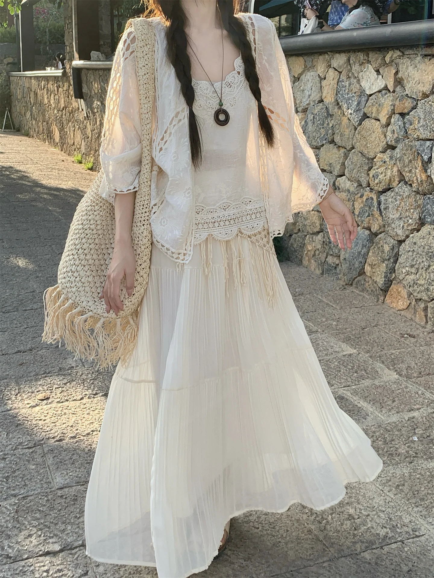 私服で春を彩るには、どんなカーディガンがおすすめ？
